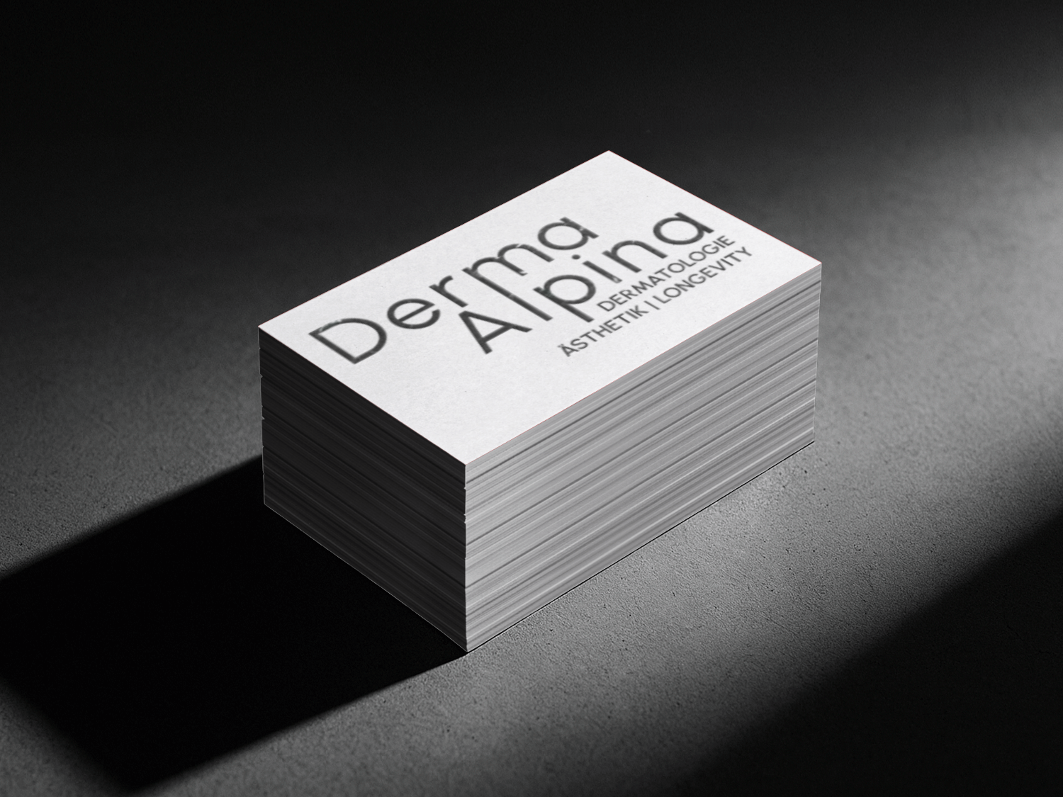 Derma Alpina Visitenkarte — Branding-Beispiel von ohla//studio